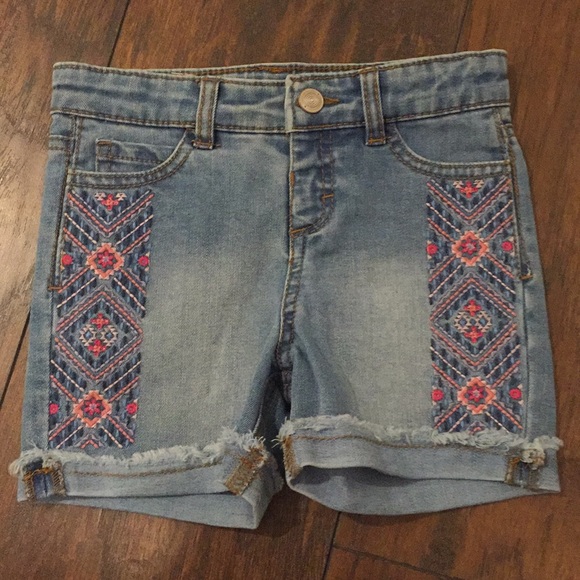Other - Embroidered Details Adjustable Waist Jean Shorts